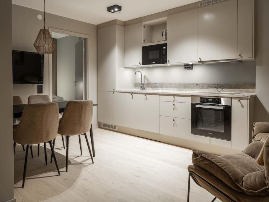 Mountain Retreat For 4 In Are Ski-In Ski-Out Apt- No Windows Luaran gambar